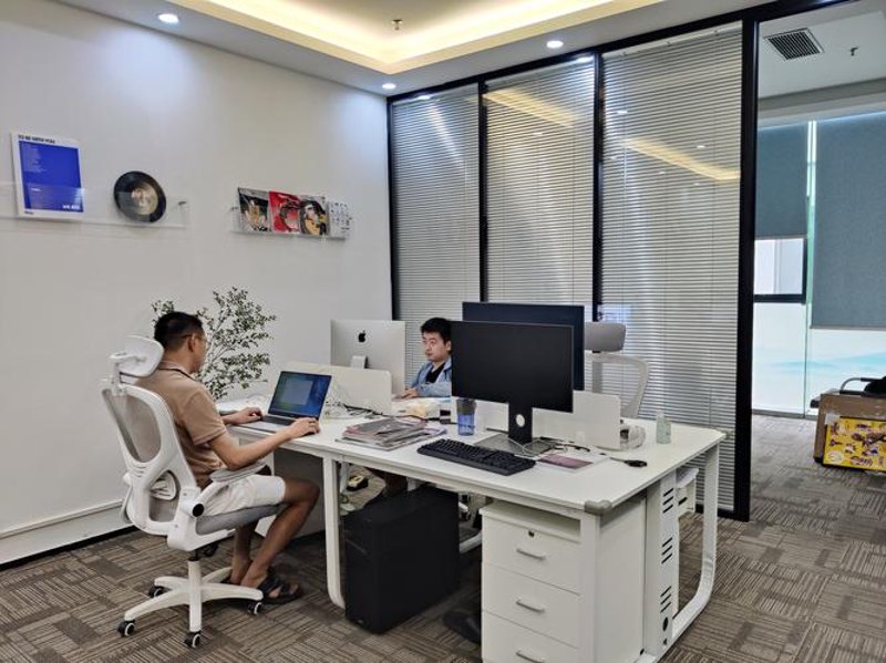 信息咨询行业的上海风向标：把握未来趋势